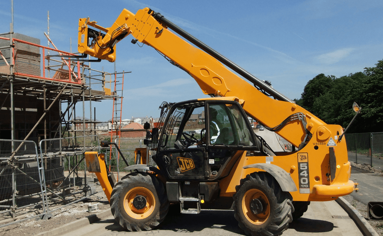 Telescopic Fork Lift 2
